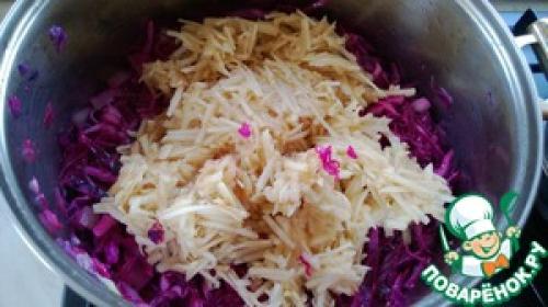 Тушеная краснокочанная капуста по-чешски. Капуста краснокочанная по-чешски