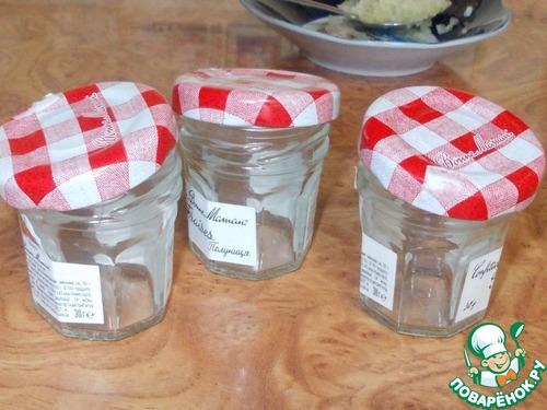 Как хранить чеснок в погребе зимой. Подготовка чеснока к хранению (озимого и ярового) 11