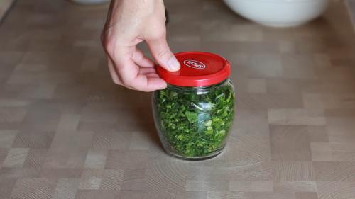 Почему нельзя замораживать петрушку на зиму. 4 способа заморозить зелень на зиму