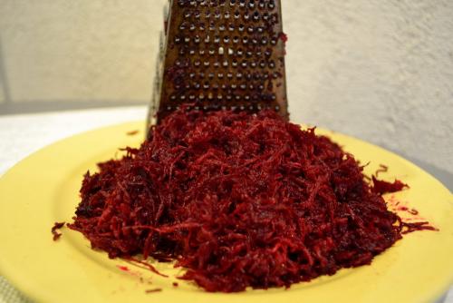 Сырая свекла рецепты. Салат из сырой свеклы. Пока сама не опробовала не верила, что так готовят