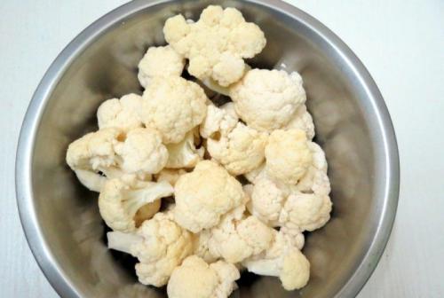 Цветная капуста запеченная в духовке с яйцом и молоком. Цветная капуста в духовке со сметаной под сырной корочкой – просто тает во рту