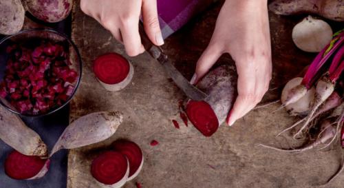 Салат из сырой свеклы. Салаты из сырой свеклы