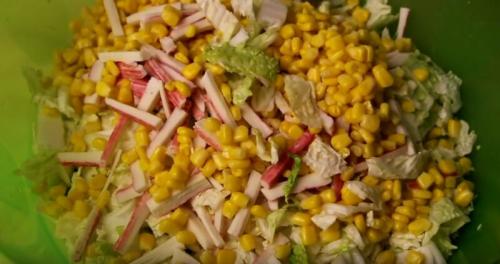 Салат из пекинской капусты по китайски. Салаты из пекинской капусты — простые и очень вкусные рецепты салата с пекинской капустой