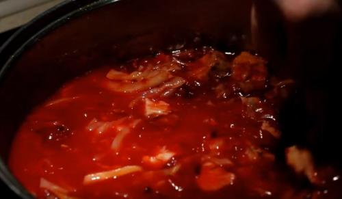 Борщ из сушеной свеклы. Как сварить борщ, чтобы он был красным и сохранял цвет?