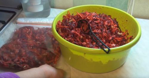 Можно ли замораживать свеклу. Борщевую заправку