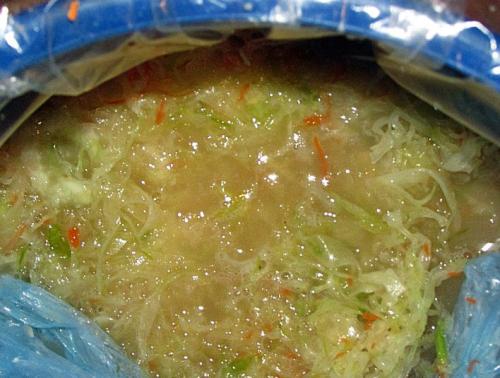 Капуста в бочке кусками. Та самая бочковая квашеная капуста