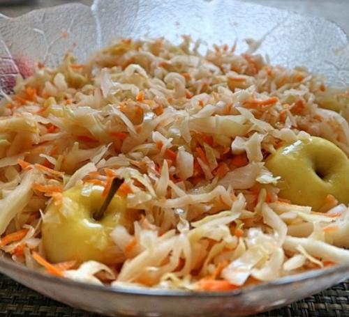 Квашеная капуста с яблоками в ведре. Рецепт классический, часть теоретическая: квасим капусту с яблоками без ошибок