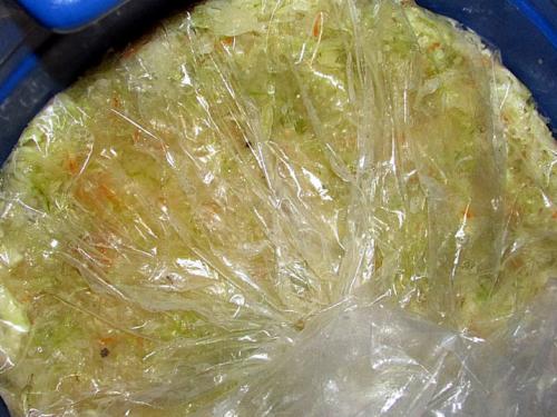 Капуста в бочке кусками. Та самая бочковая квашеная капуста