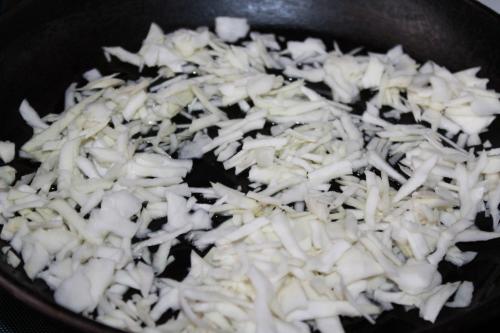 Как жарить капусту кольраби. Как вкусно пожарить капусту на сковороде