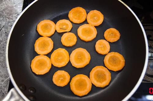 Чипсы из кабачка в дегидраторе. ОВОЩНЫЕ ЧИПСЫ. КАБАЧКИ, БАКЛАЖАНЫ И МОРКОВЬ