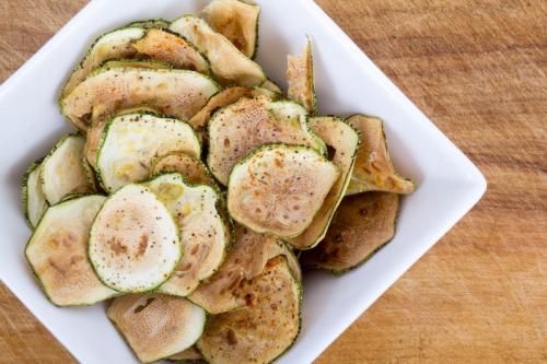 Существуют ли альтернативные рецепты приготовления кабачковых чипсов. Домашние чипсы из кабачков