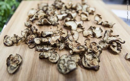 Как приготовить вкусные и полезные чипсы из кабачка в дегидраторе 07