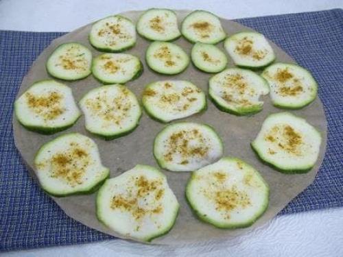 Как правильно хранить острые чипсы из кабачков, чтобы они не потеряли свою хрустящесть. Вкусные чипсы из кабачков, пошаговый рецепт с фотографиями