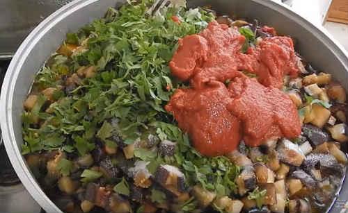 Какая икра вкуснее кабачковая и баклажанная. Икра из кабачков и баклажанов — рецепты «Пальчики оближешь»