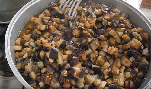 Какая икра вкуснее кабачковая и баклажанная. Икра из кабачков и баклажанов — рецепты «Пальчики оближешь»