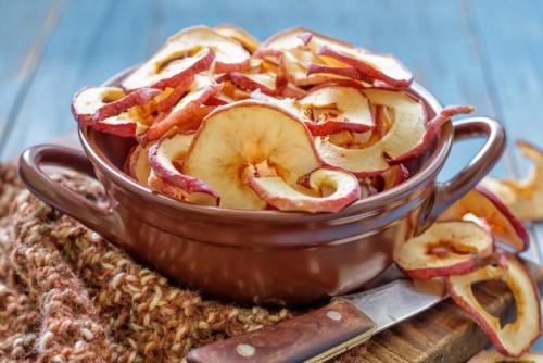 Как сушить яблоки для декора. Как сушить яблоки в домашних условиях