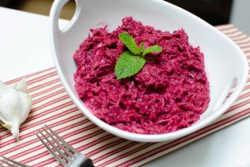 Можно ли есть вареную свеклу на диете. 15 оригинальных ПП салатов из свеклы