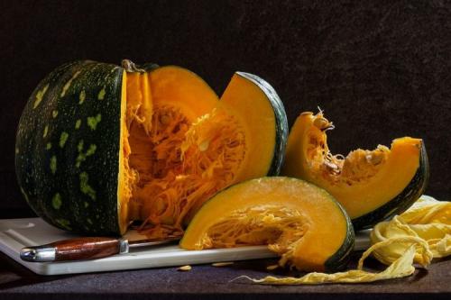 Как хранить тыкву, чтобы она не испортилась. 5 лучших способов хранения разрезанной тыквы в домашних условиях