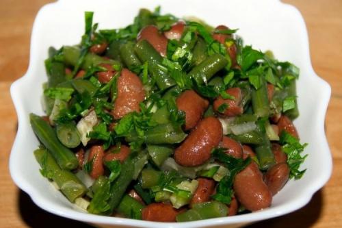 Как использовать овощи в веганской кухне. 20 вегетарианских салатов, которые придутся по вкусу каждому