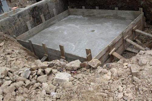 Плитный фундамент своими руками: пошаговая инструкция для начинающих 03