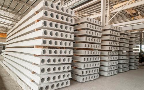 Фундамент из плит перекрытия: особенности и преимущества 05