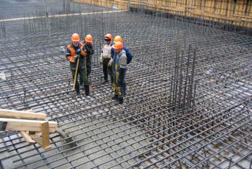 Как сделать фундамент из жби плит: пошаговая инструкция 07