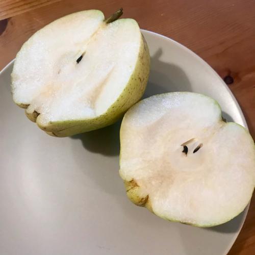 Сорта груш в магазинах. 3 сорта груш из Магнита. Обзор и наш выбор