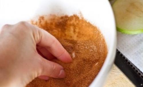 Можно ли добавлять соус или приправы к чипсам из яблок. Яблочные чипсы со специями