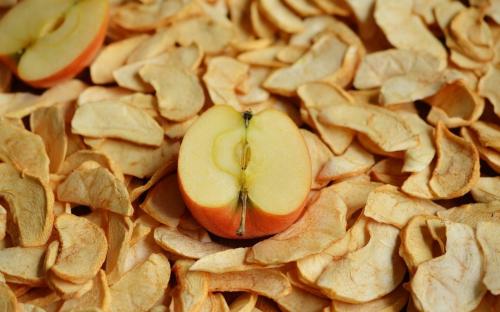 Какие преимущества сушки фруктов в электросушилке. Зачем нужна сушилка для овощей и фруктов?