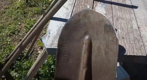 Как заточить лопату без болгарки. Знакомый кузнец рассказал, как быстро заточить лопату без напильника и болгарки. Штык очень долго не тупится