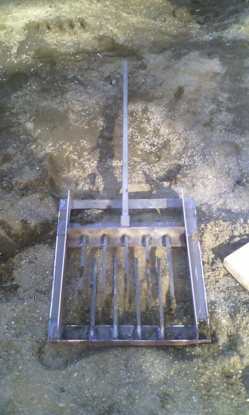 Чудо-копалка или супер лопата своими руками. Особенности и варианты конструкций 09