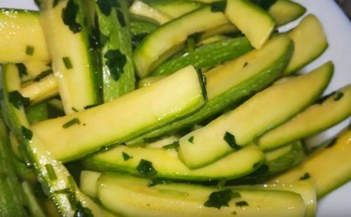 Маринованные кабачки на закуску. Маринованные кабачки быстрого приготовления. 5 рецептов. Готовим без закатки — сразу можно есть