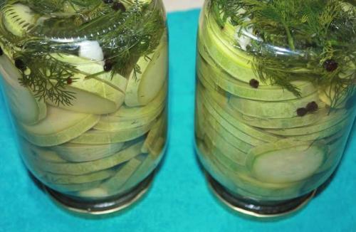 Маринованные кабачки, как в СССР. Кабачки, маринованные, как в СССР – пальчики оближешь