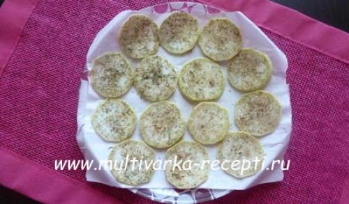 Чипсы из кабачков в микроволновке