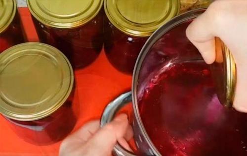 Сырая маринованная свекла на зиму. Как сделать очень вкусную маринованную свеклу на зиму — простой и правильный рецепт