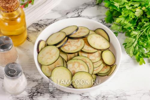 Вкусные и полезные: чипсы из кабачка и баклажана в сушилке 11 Вкусные и полезные: чипсы из кабачка и баклажана в сушилке 11
