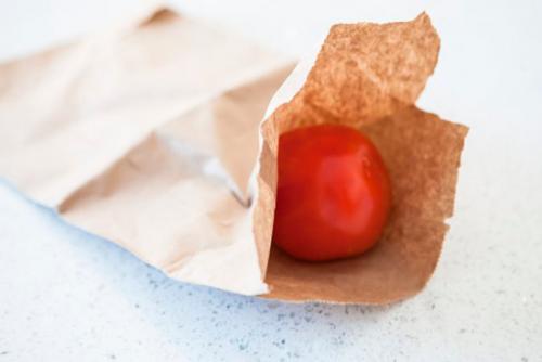 Хранение овощей в полиэтиленовых пакетах. Как правильно хранить овощи и зелень