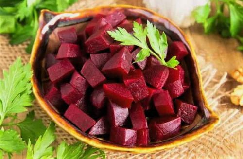 Как сохранить свеклу на зиму в банках. Свекла на зиму в банках — 10 простых и очень вкусных рецептов