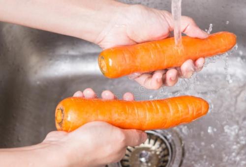 Как хранить морковь в холодильнике. Особенности хранения моркови в холодильнике 01