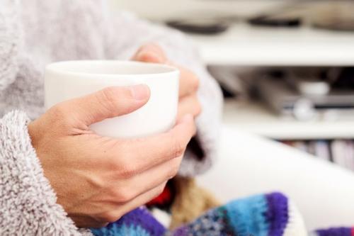 Восковая моль в лечении аденомы простаты. Сове.  Применяйте фитопрепараты для профилактики хронических заболеваний мочевыводящих путей 01