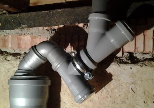 Фановая труба, что это в многоэтажном доме. Фановая труба для канализации в частном и многоквартирном доме: назначение и установка