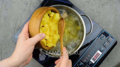 Вкусный и полезный рецепт: Щи из молодой капусты с красной фасолью 20