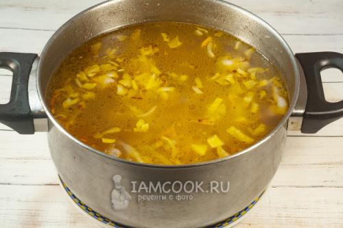 Вкусный и полезный рецепт: Щи из молодой капусты с красной фасолью 11