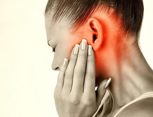 Воспаление внутреннего уха лечение народными средствами. Продуло ухо: первая помощь при болях