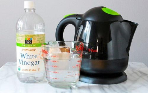 Как очистить чайник от толстого слоя накипи. Как легко и быстро очистить чайник от накипи подручными средствами