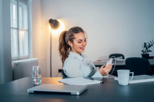 Как правильно делать туалет ушей. Как правильно чистить уши: разбираем самые распространенные вопросы 01 Как правильно делать туалет ушей. Как правильно чистить уши: разбираем самые распространенные вопросы 01