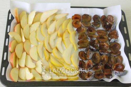 Вкусные и полезные: как из яблок сделать сухофрукты 04