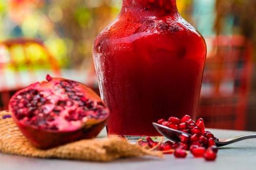 Мифы о гранатовом соке. Мифы о еде: правда и заблуждения о полезных свойствах граната 01