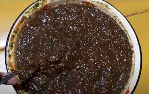 Аджика из петрушки на зиму — лучшие рецепты без варки