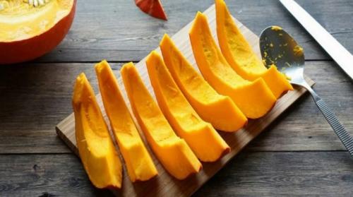 Какие способы помогут сохранить порезанную тыкву свежей, как можно дольше. Как хранить разрезанную тыкву?